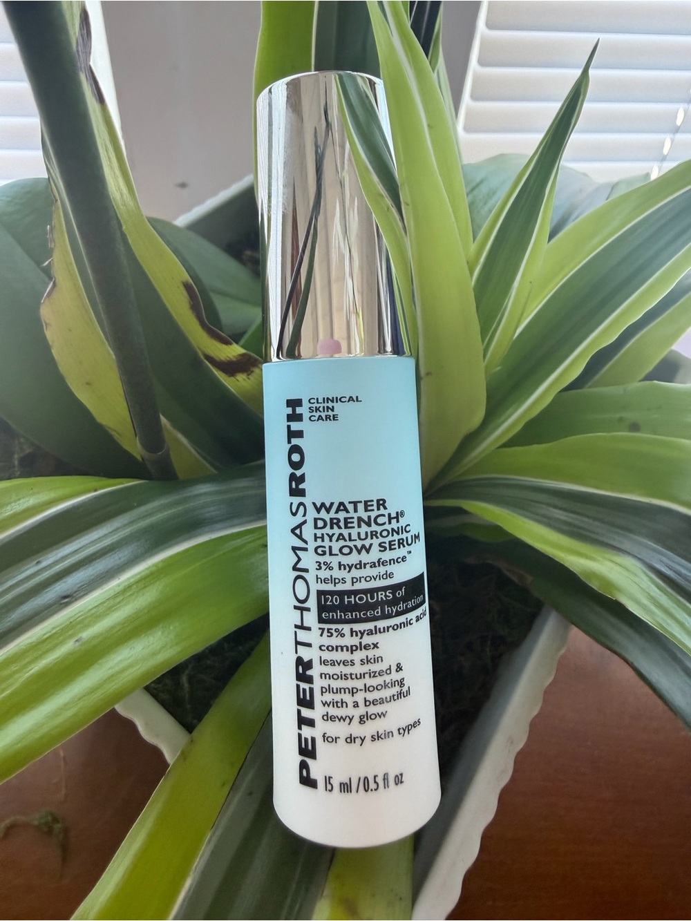 Peter Thomas Roth Hydrating Serum in Light Blue Bottle with Silver Cap